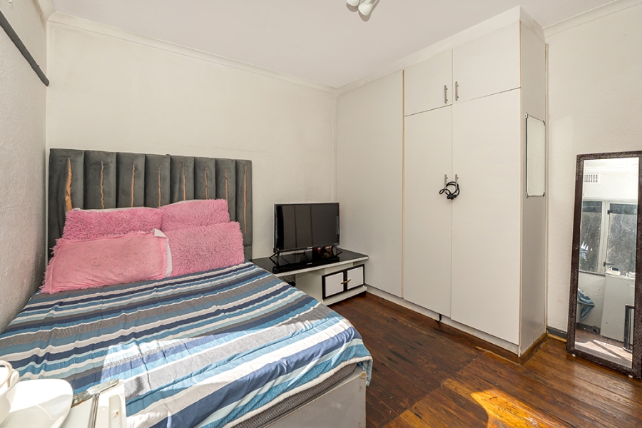 2 Bedroom Property for Sale in Rosebank Western Cape